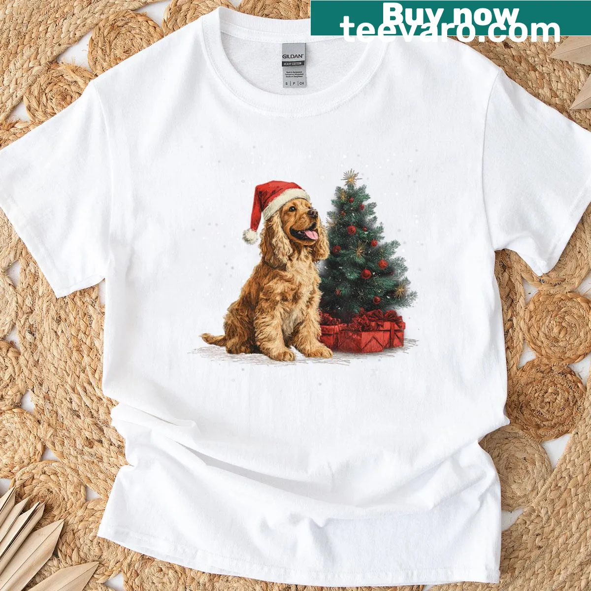 Illustrated Cocker Spaniel with Christmas trees on t-shirt — on a men's t-shirt