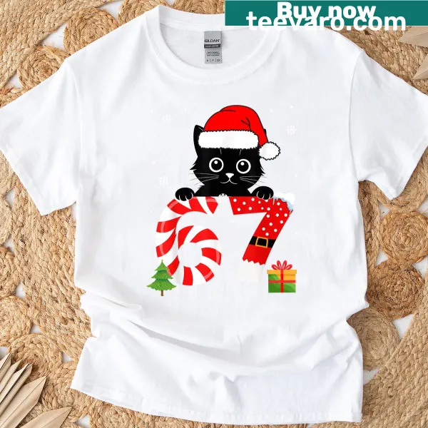 Black cat Christmas T-shirt for families and kids