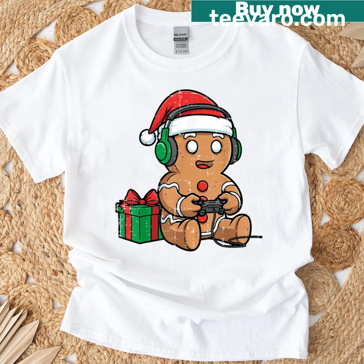 Gingerbread gamer T-shirt with Christmas theme for boys and kids — on a men's t-shirt