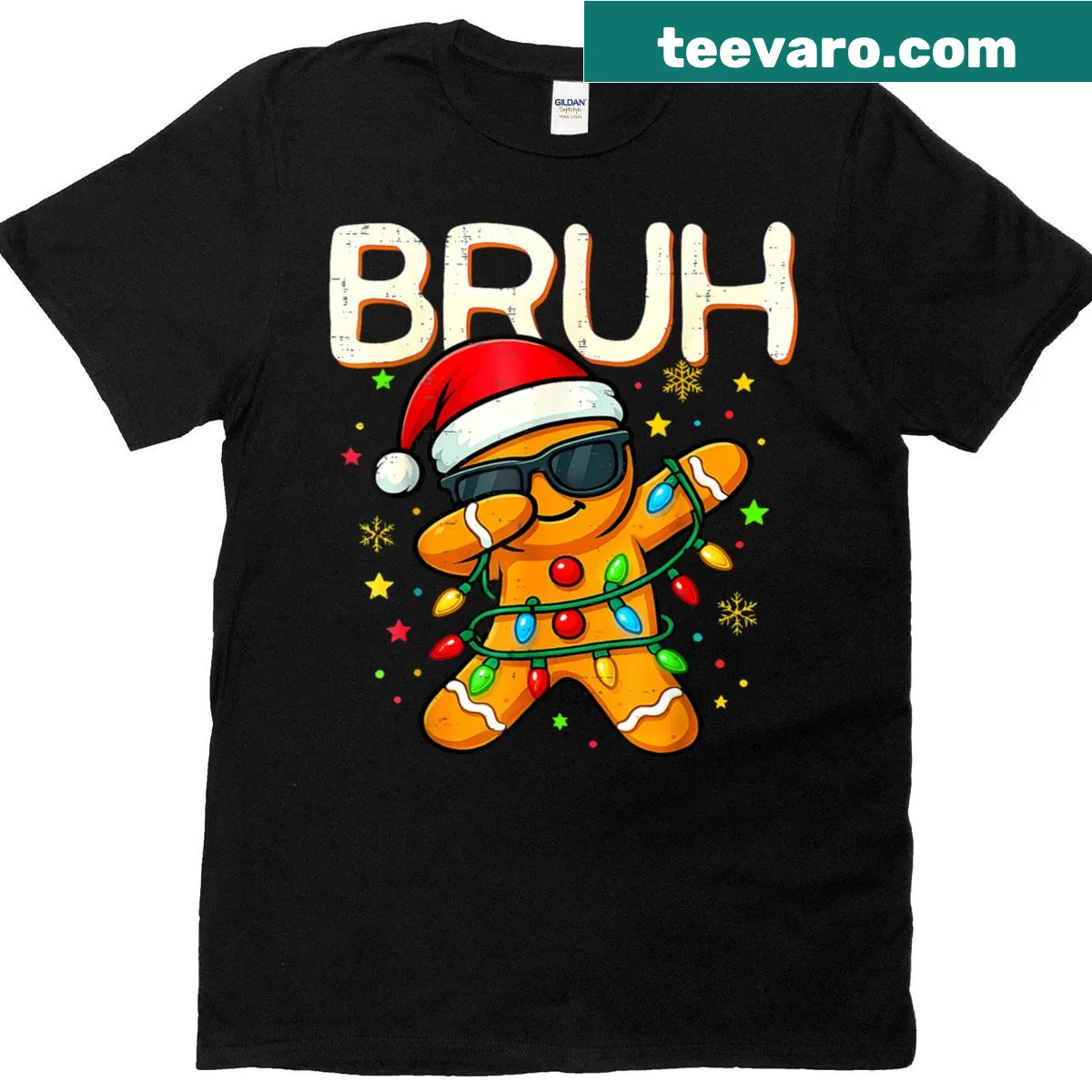 Cartoon gingerbread man dabbing on a Christmas t-shirt — on a men's t-shirt