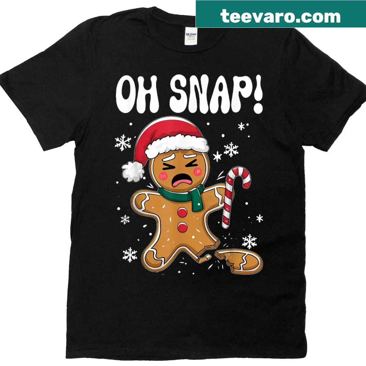 Cartoon gingerbread man with text 'Oh Snap!' on a festive T-shirt — on a men's t-shirt