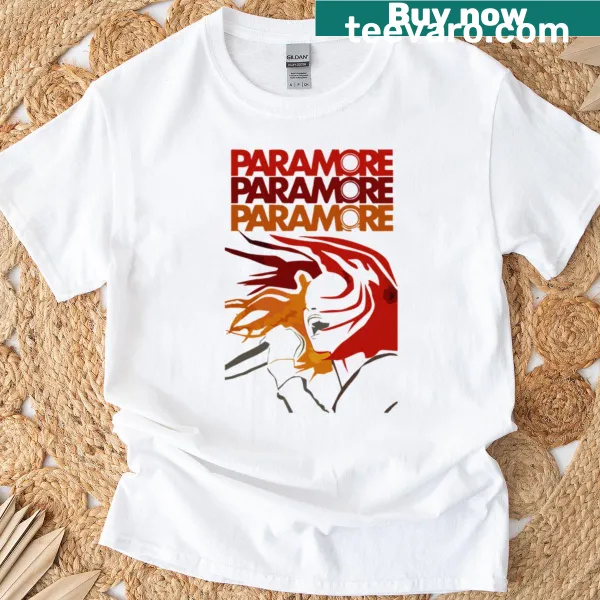 Oversized t-shirt with an illustration of a lady on fire
