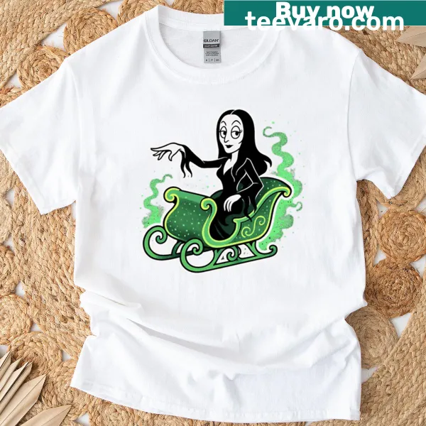 Oversized T-shirt with a playful gothic holiday design.