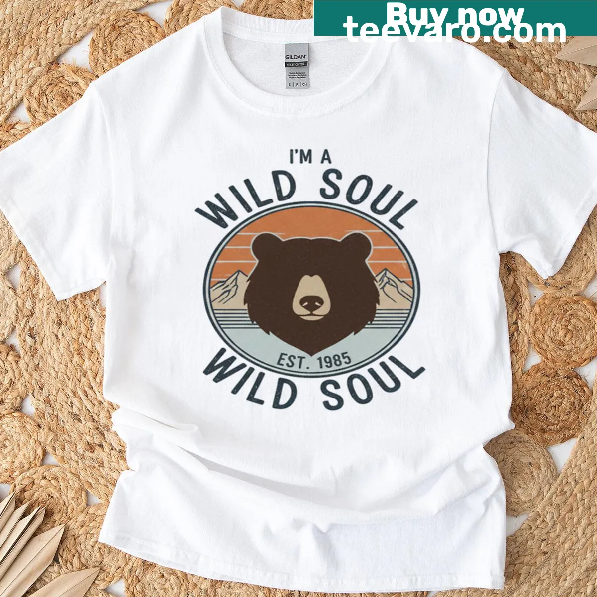 Oversized t-shirt with vintage bear mountain adventure logo — on a men's t-shirt