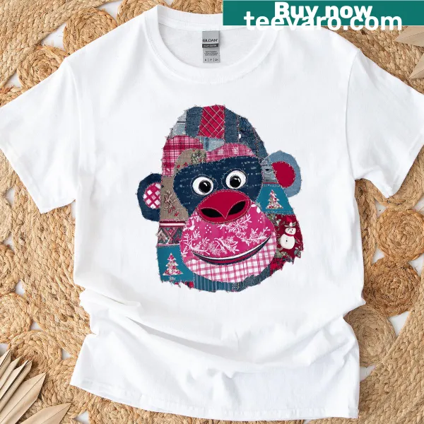 Cute patchwork monkey face design for Christmas.