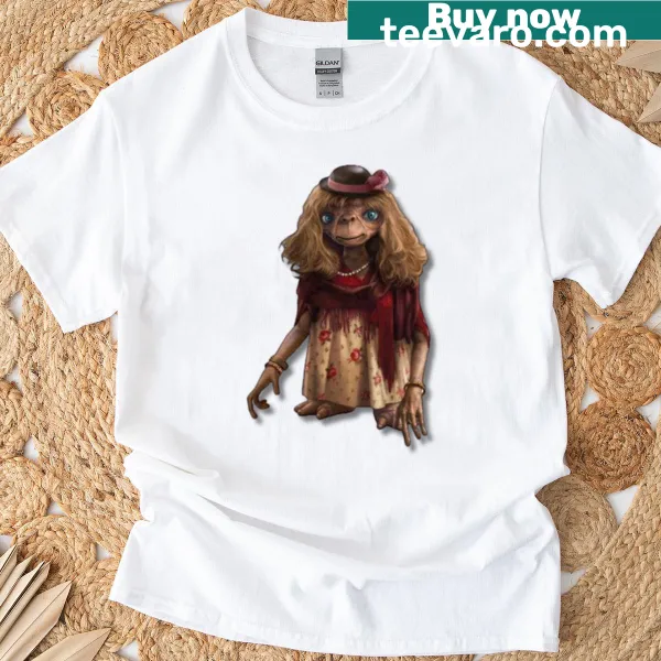 Alien in vintage dress graphic T-shirt