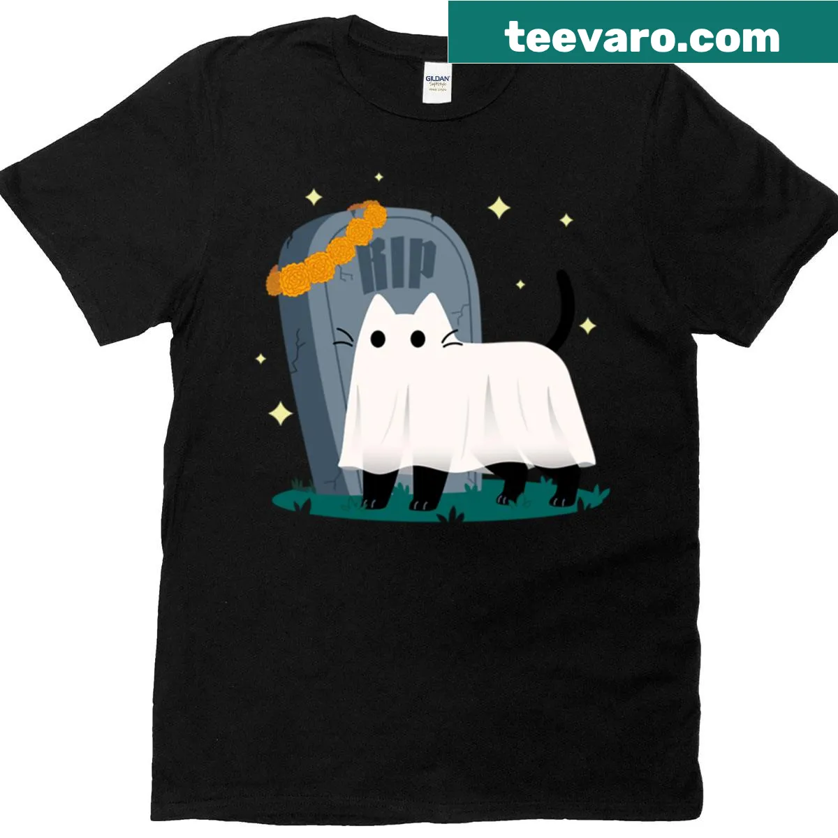 Cute ghost cat illustration on a t-shirt — on a men's t-shirt