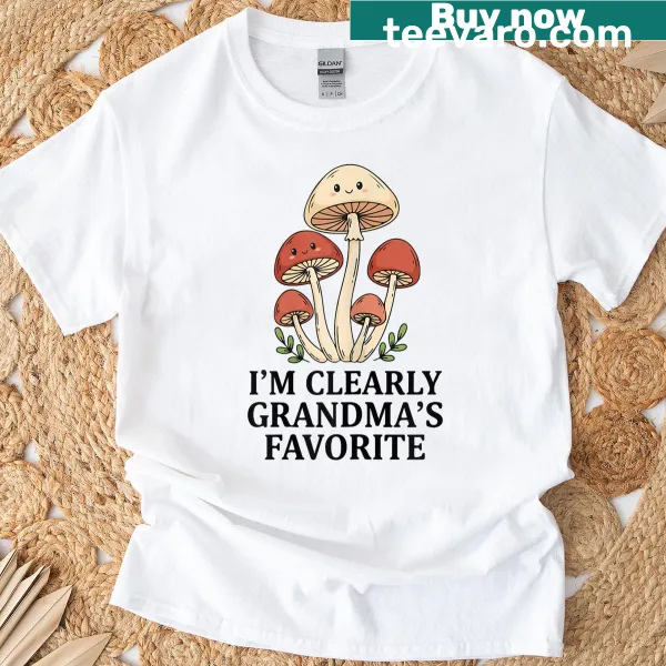 Funny T-shirt declaring I'm Clearly Grandma's Favorite