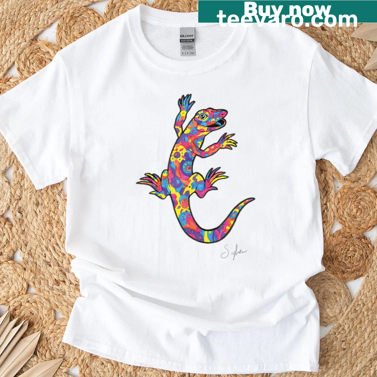 Cartoon T-shirt with a funny lizard graphic — on a men's t-shirt