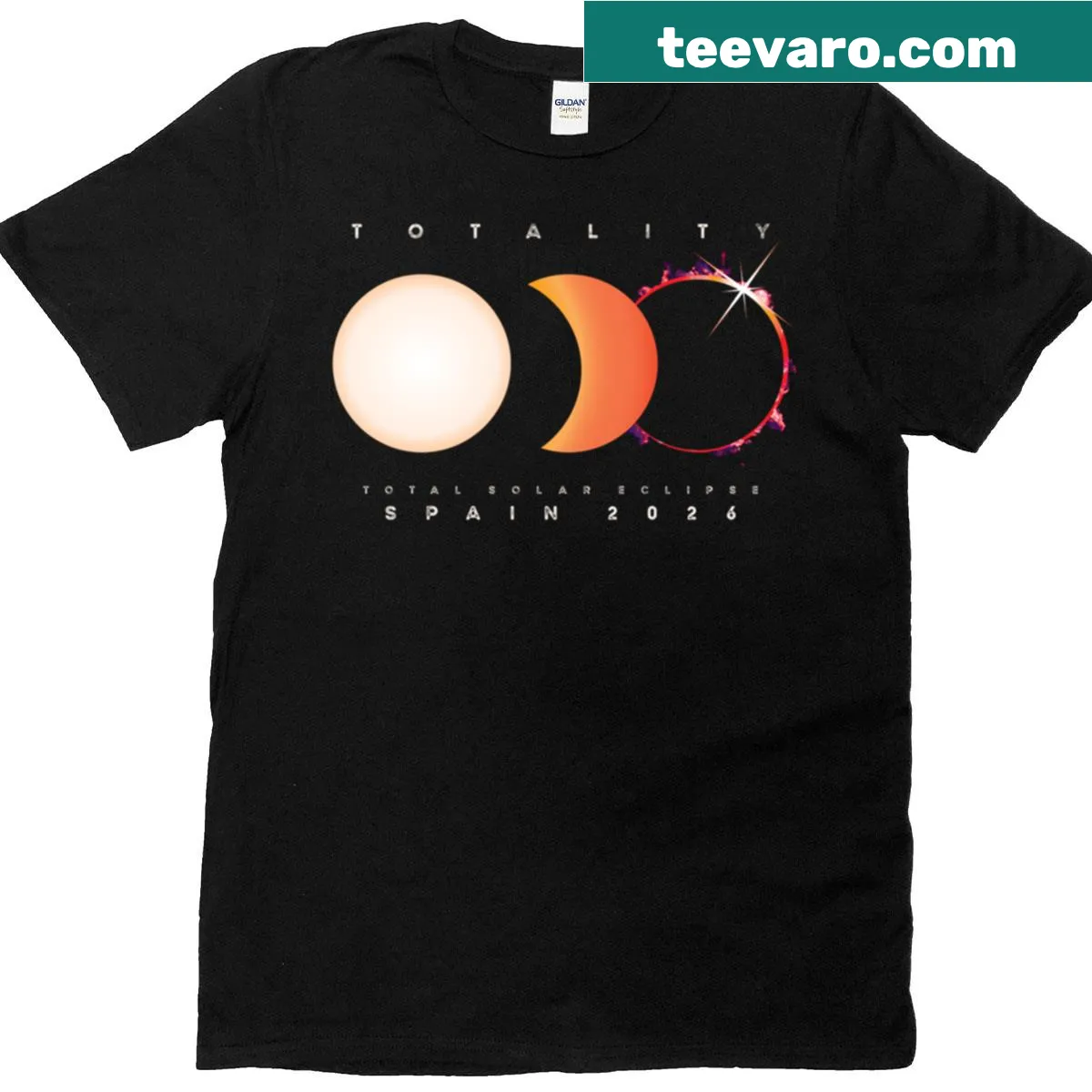 Illustration of a solar eclipse with the sun and moon — on a men's t-shirt