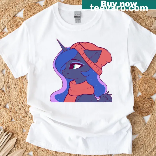 Vintage-style T-shirt celebrating the winter season