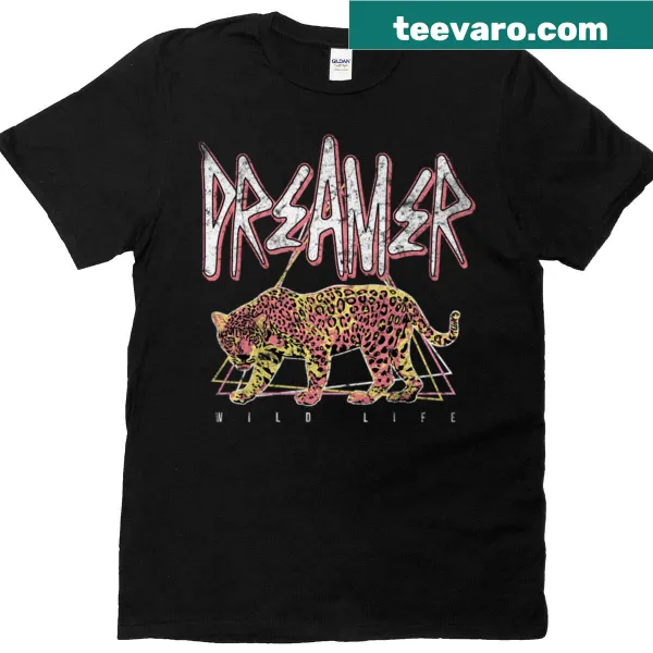 Retro leopard aesthetic design t-shirt