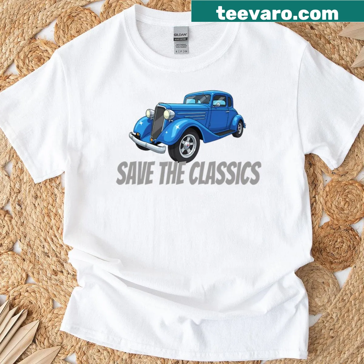 Silhouette of a coupe car on an oversized T-shirt — on a men's t-shirt