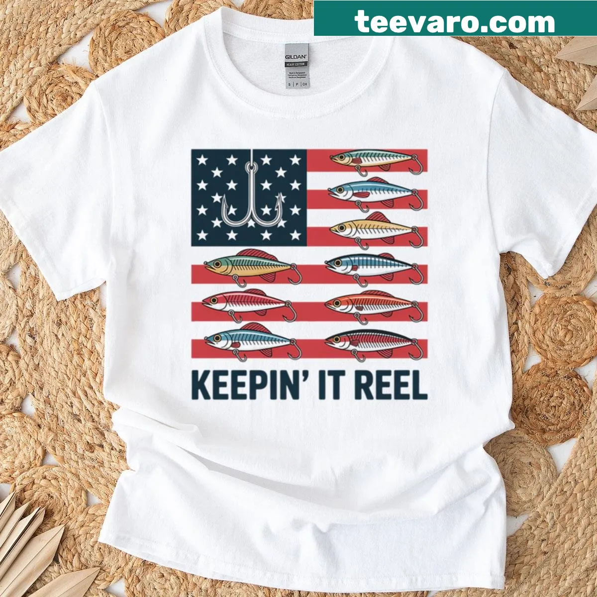 Fishing lure graphic with the phrase 'Keepin' It Reel' for fishermen — on a men's t-shirt