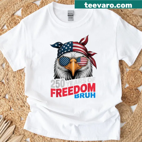 Retro July 4th Independence t-shirt celebrating freedom.