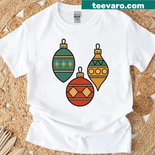 Vintage Christmas baubles design T-shirt