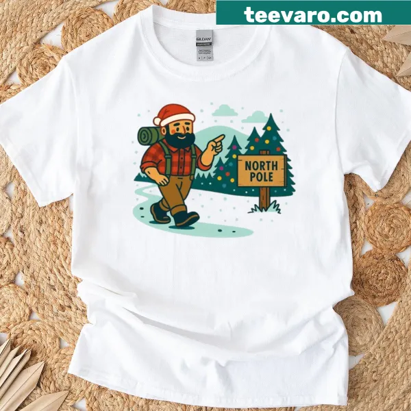 Oversized t-shirt with 'To The North Pole' typography