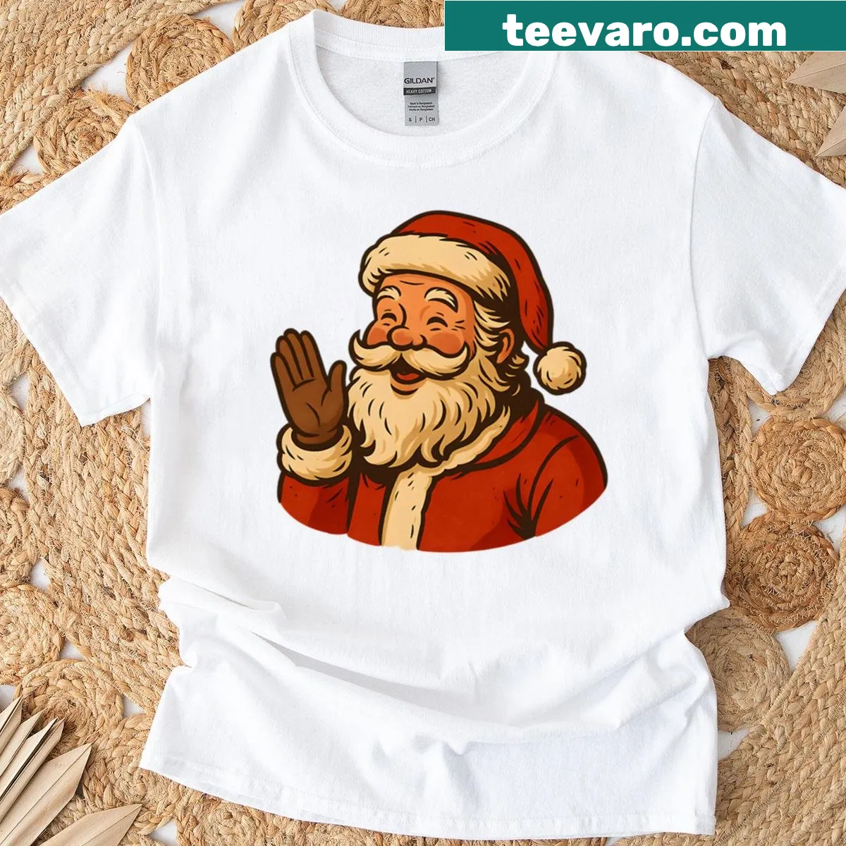 Vintage illustration of a jolly Santa Claus on a t-shirt — on a men's t-shirt