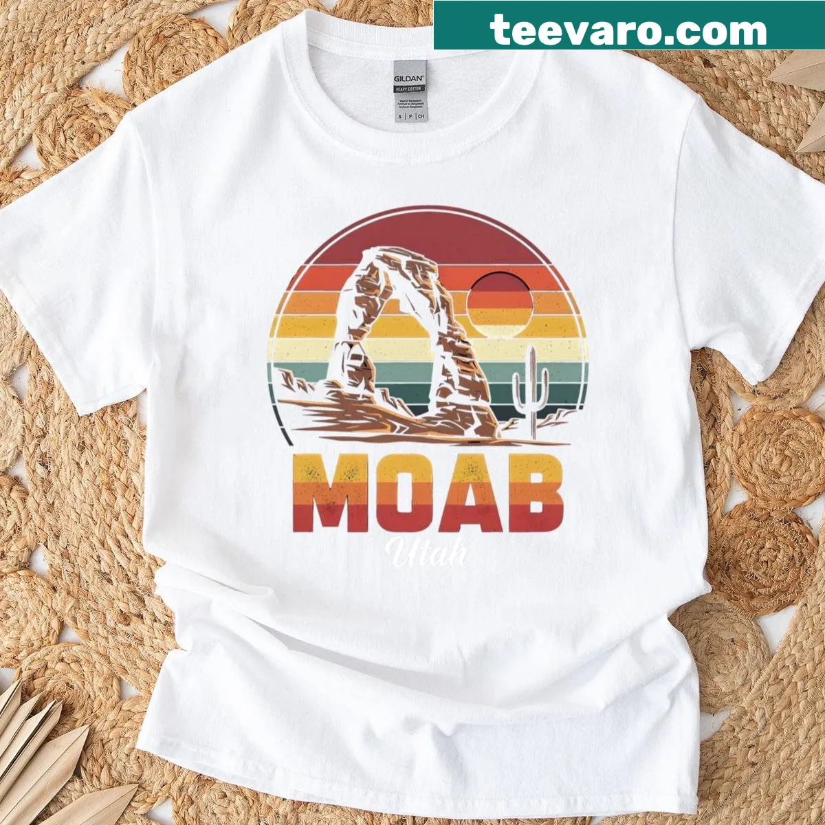 Vintage illustration of Moab Utah arch at sunset. — on a men's t-shirt