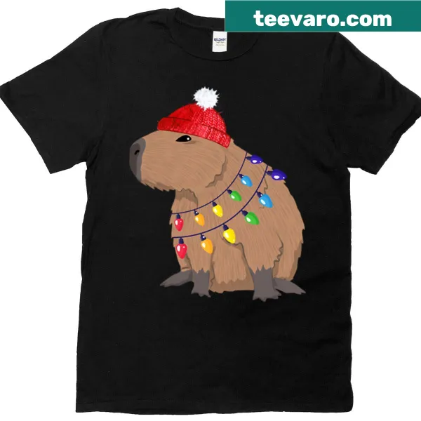 Oversized t-shirt featuring a playful capybara graphic