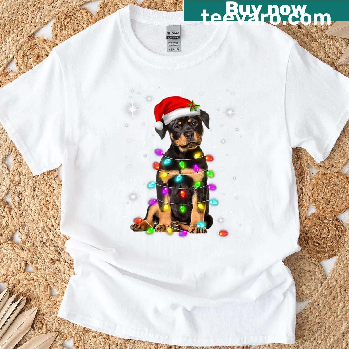 Rottweiler dog in a festive design for Christmas lovers — on a men's t-shirt