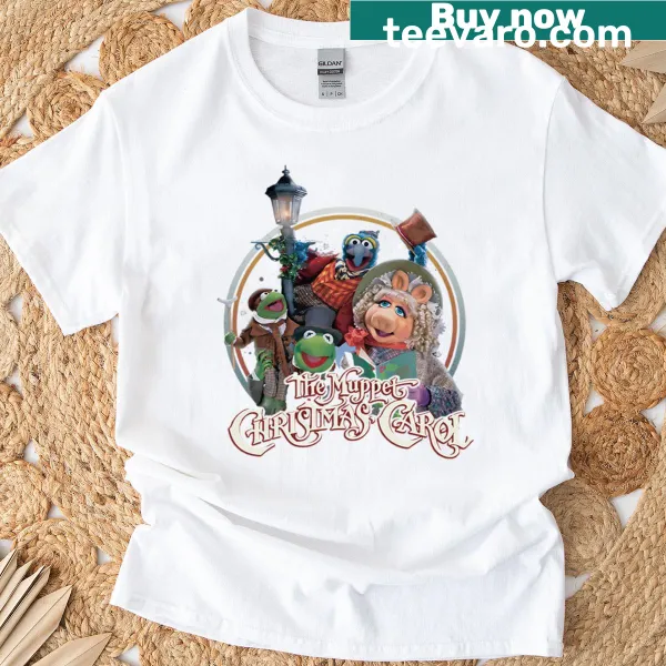 Muppet Christmas Carol graphic T-shirt with retro 90s design