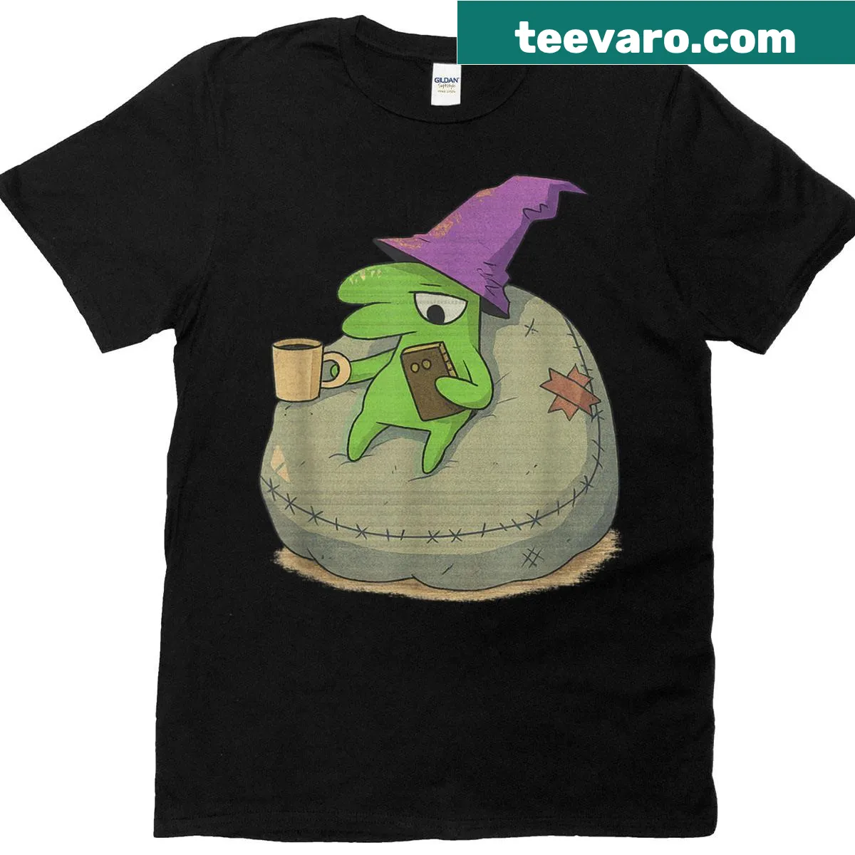 Vintage T-shirt featuring smiling animated character Glep — on a men's t-shirt
