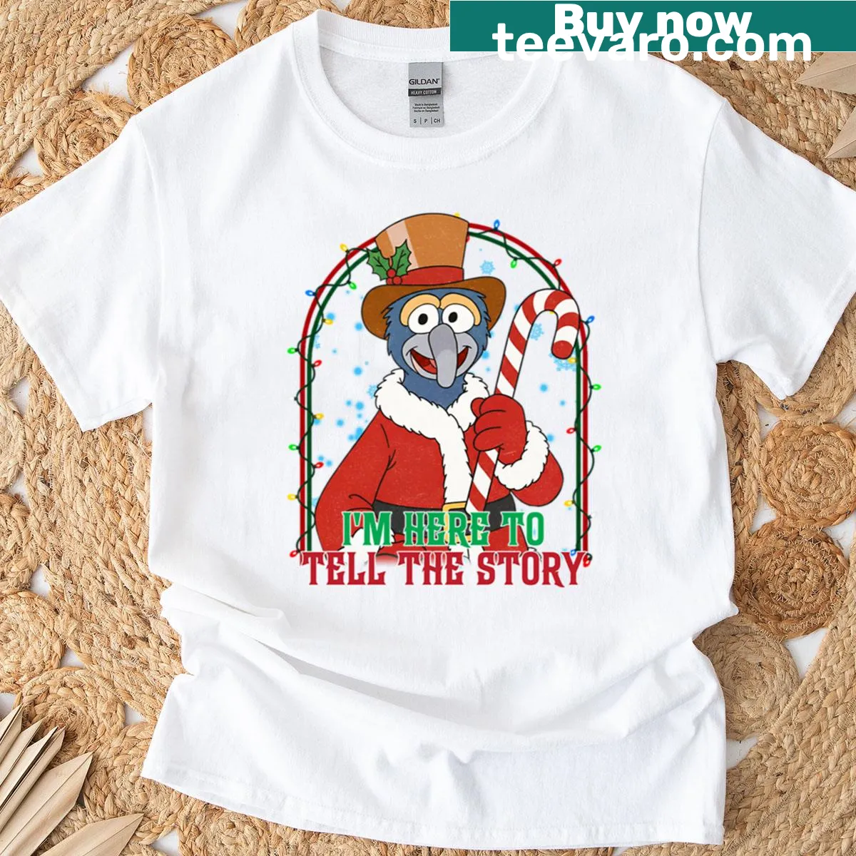 Gonzo and Rizzo illustration with Christmas theme on T-shirt — on a men's t-shirt