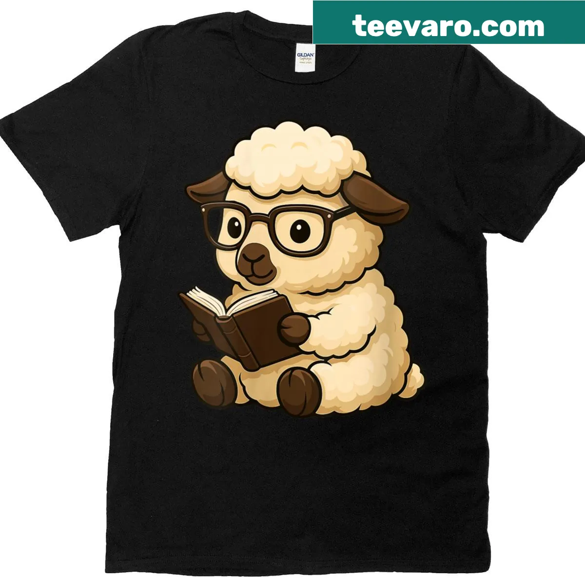 Playful T-shirt with a sheep reading a book, perfect for book lovers — on a men's t-shirt