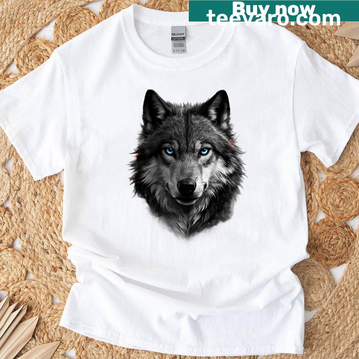 Realistic illustration of a blue-eyed wolf on a T-shirt — on a men's t-shirt