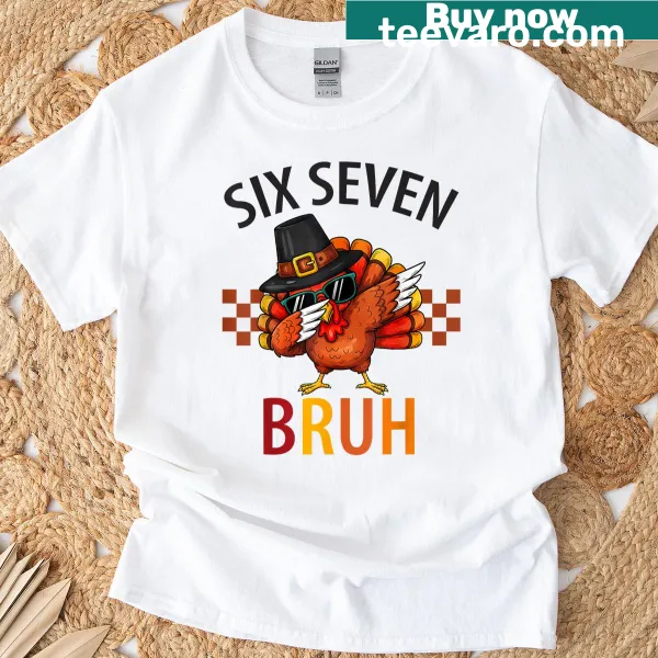 Funny dabbing turkey graphic on Thanksgiving t-shirt
