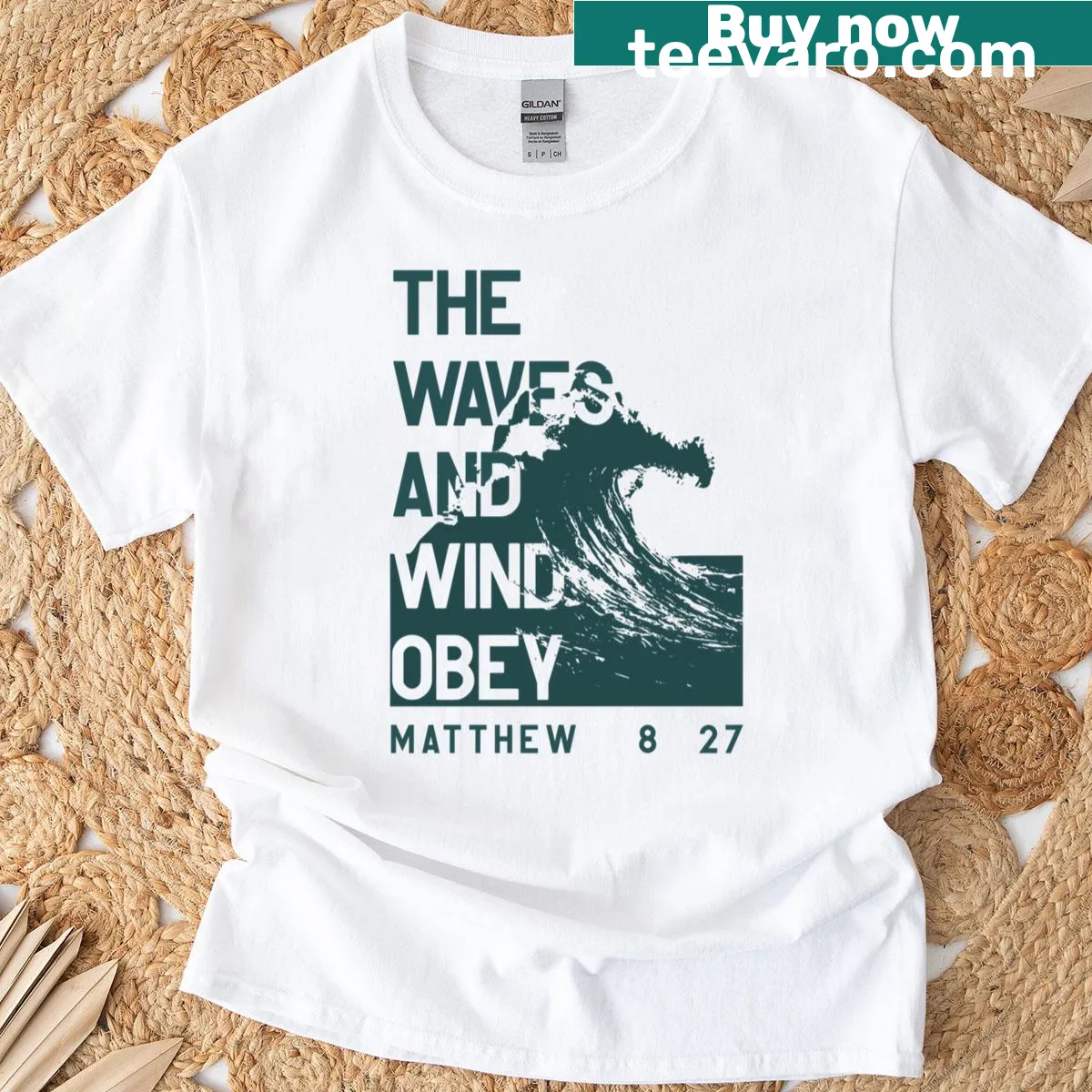 Inspirational nature graphic t-shirt with waves and wind — on a men's t-shirt