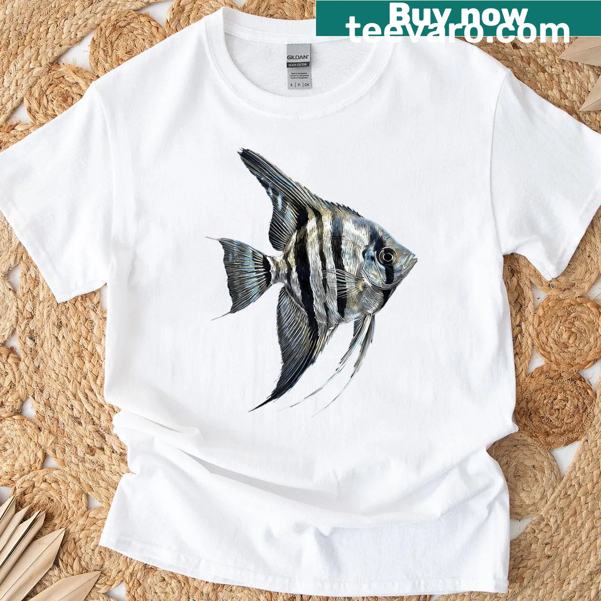 Illustrated Angelfish design on a fishkeeper T-shirt. — on a men's t-shirt