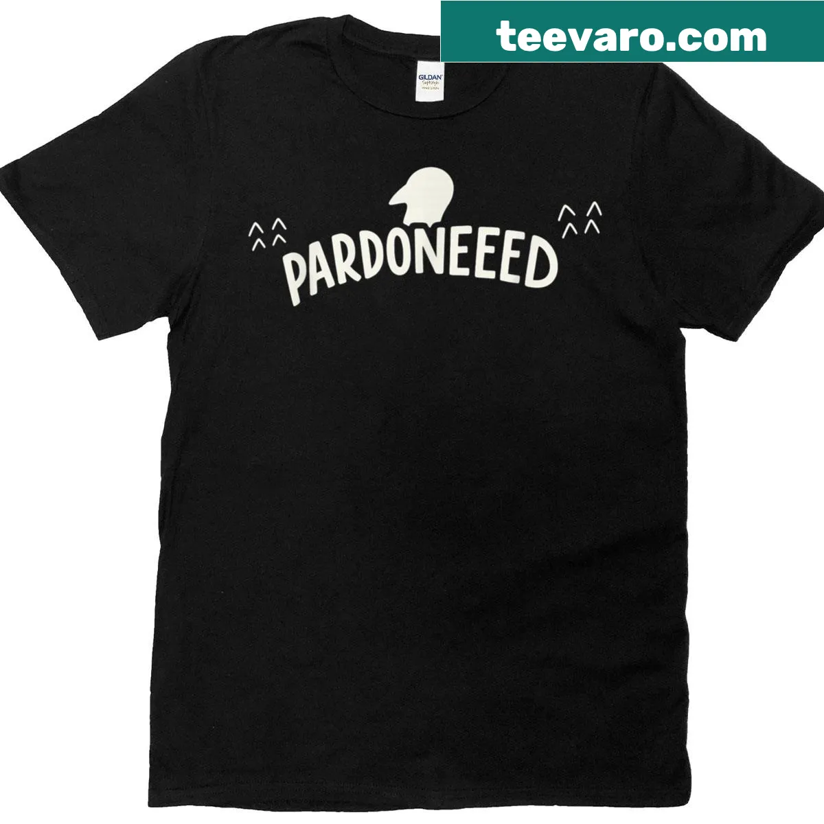 Funny turkey head design with 'Pardoneeed' text on a t-shirt — on a men's t-shirt