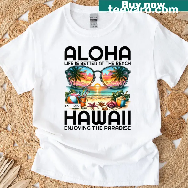 Vintage Oahu Hawaiian T-shirt featuring a surfer graphic