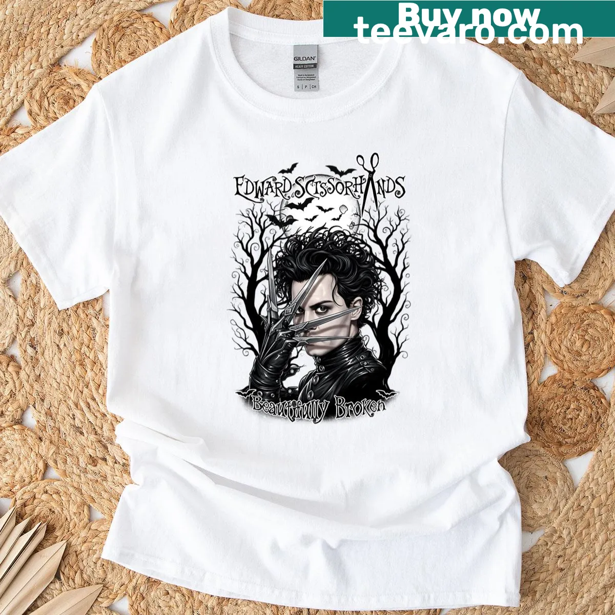 Fanart t-shirt featuring Edward Scissorhands illustration — on a men's t-shirt