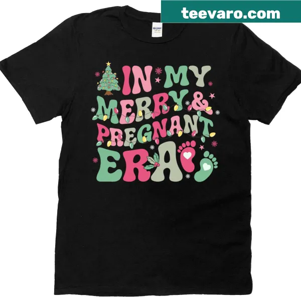 Christmas t-shirt announcing pregnancy with Merry Pregnant Era message.