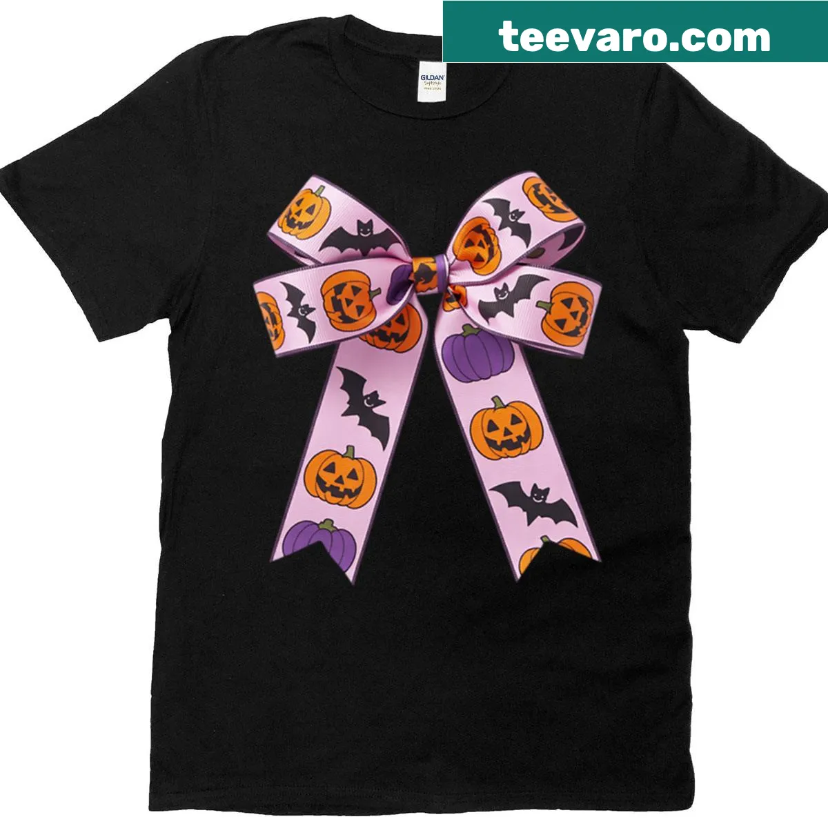 Cute Jack O Lantern T-shirt for Halloween with cartoon design — on a men's t-shirt