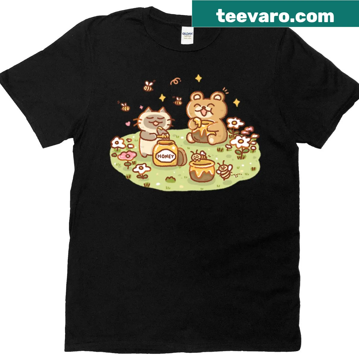 Kawaii illustration of a cat and bear with honey. — on a men's t-shirt