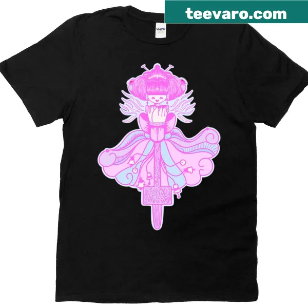 Cute T-shirt featuring Den-den Daiko Doll illustration