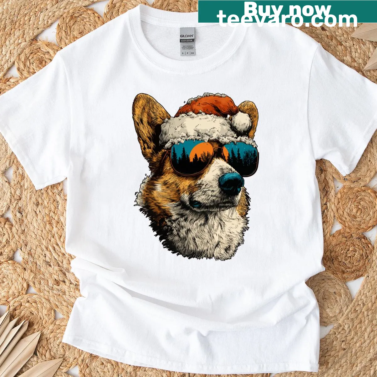 Cute corgi wearing sunglasses and Santa hat in snow — on a men's t-shirt