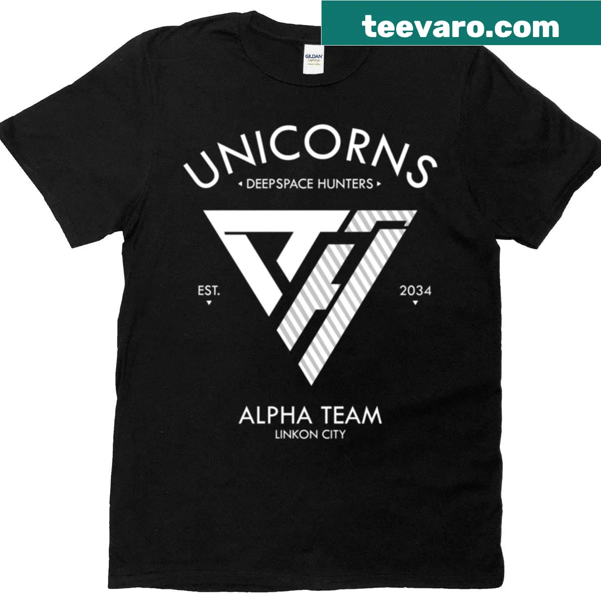 T-shirt with illustrated unicorns in space — on a men's t-shirt