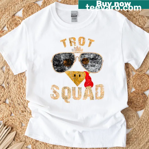 Thanksgiving Turkey Trot graphic T-shirt for families