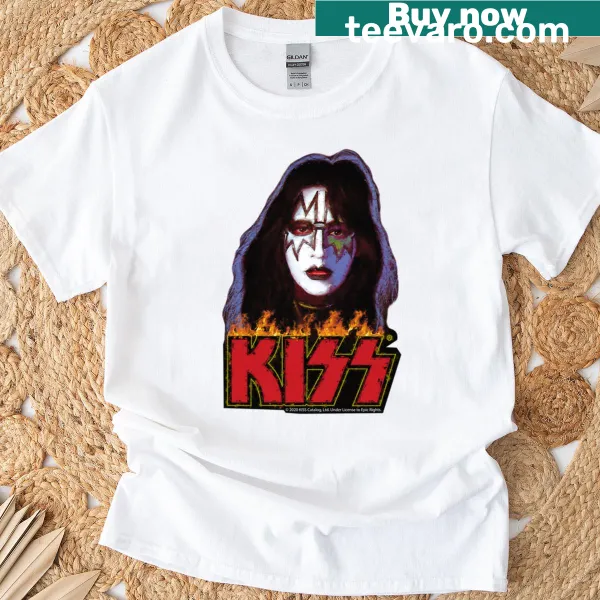 Vintage-styled T-shirt depicting a spaceman in an old painting style