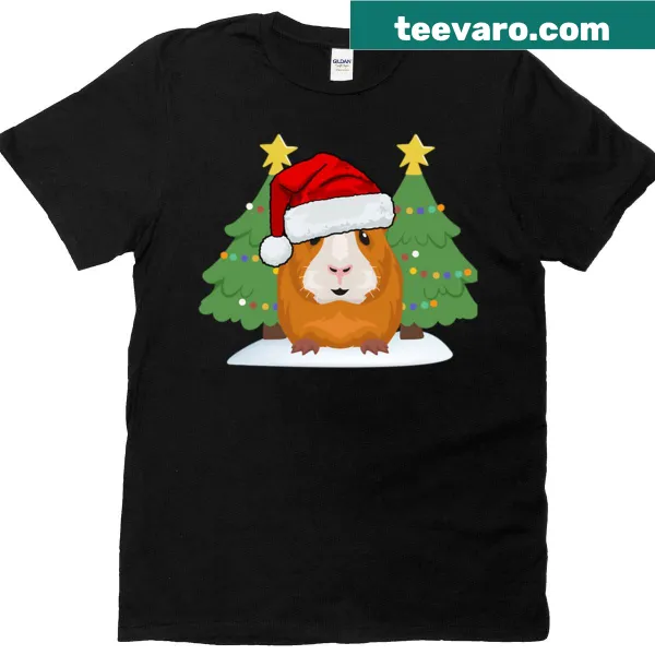 Guinea pig in Santa hat for a cute Christmas design