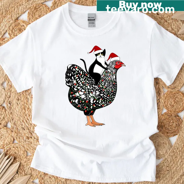 Funny Christmas t-shirt with a cat pun