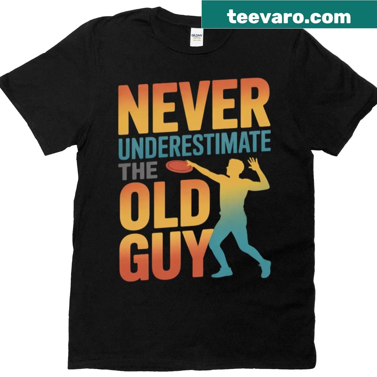 Fun disc golf illustration on a shirt for grandpas who play — on a men's t-shirt