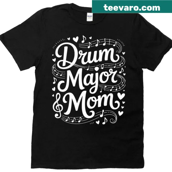 Drum major mom t-shirt with proud lettering