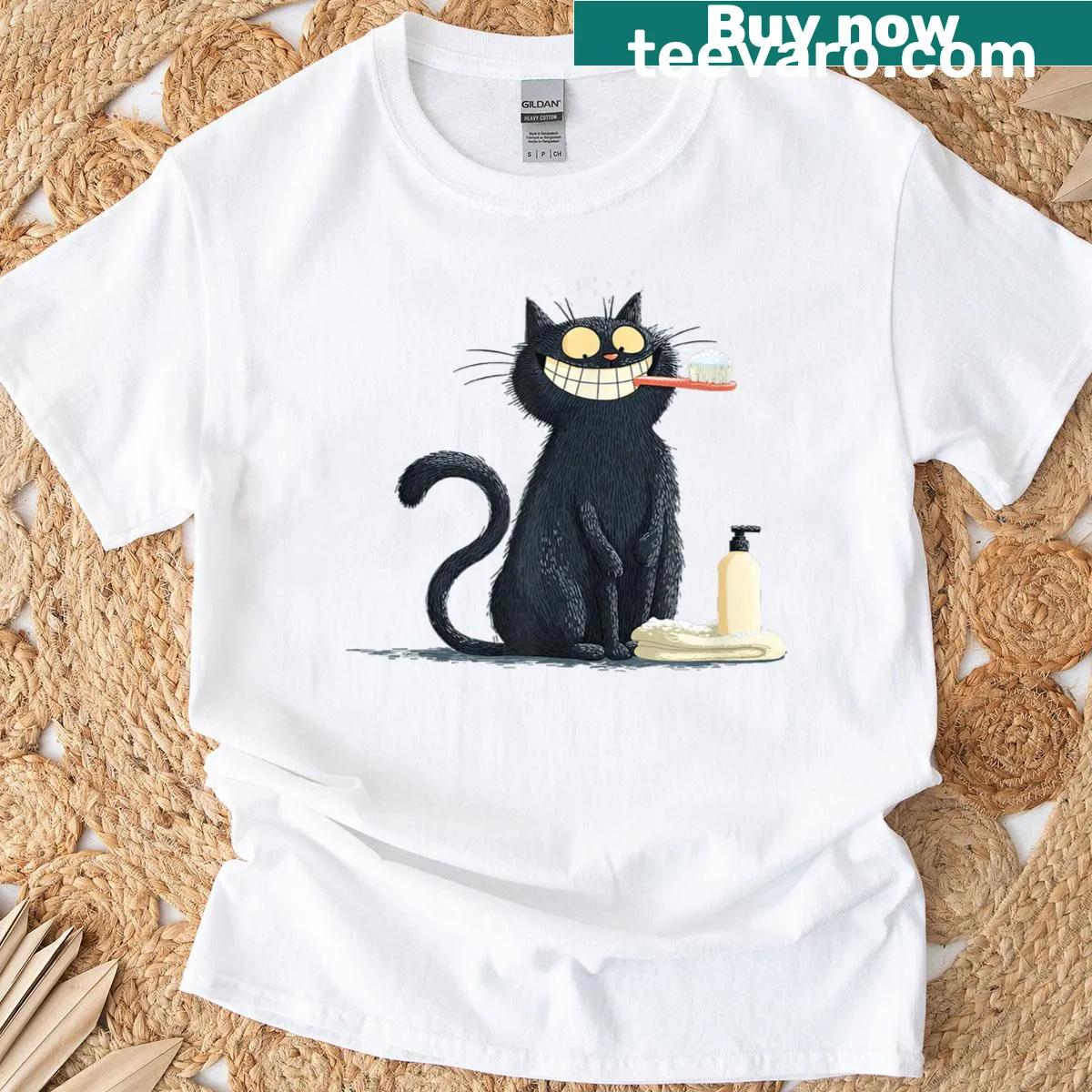 Humorous t-shirt with a big smiling cat holding a toothbrush — on a men's t-shirt