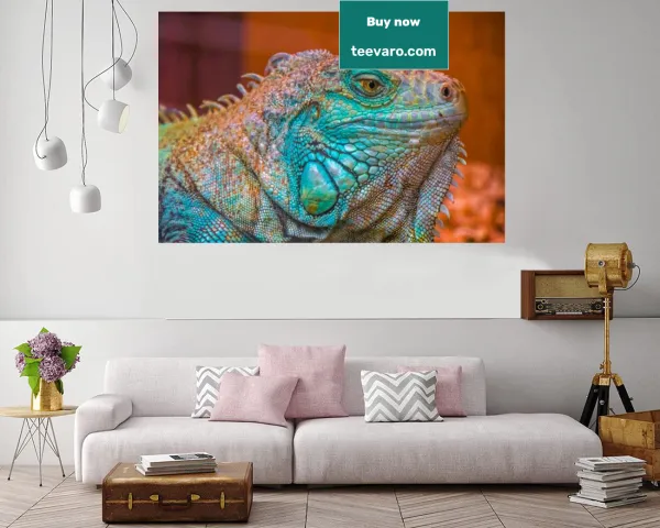 Realistic green iguana photo canvas print for lizard lovers